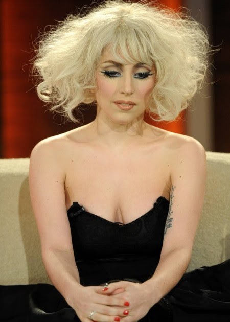 THE LIFE: LADY GAGA:deja ver su verdadera cara!!!